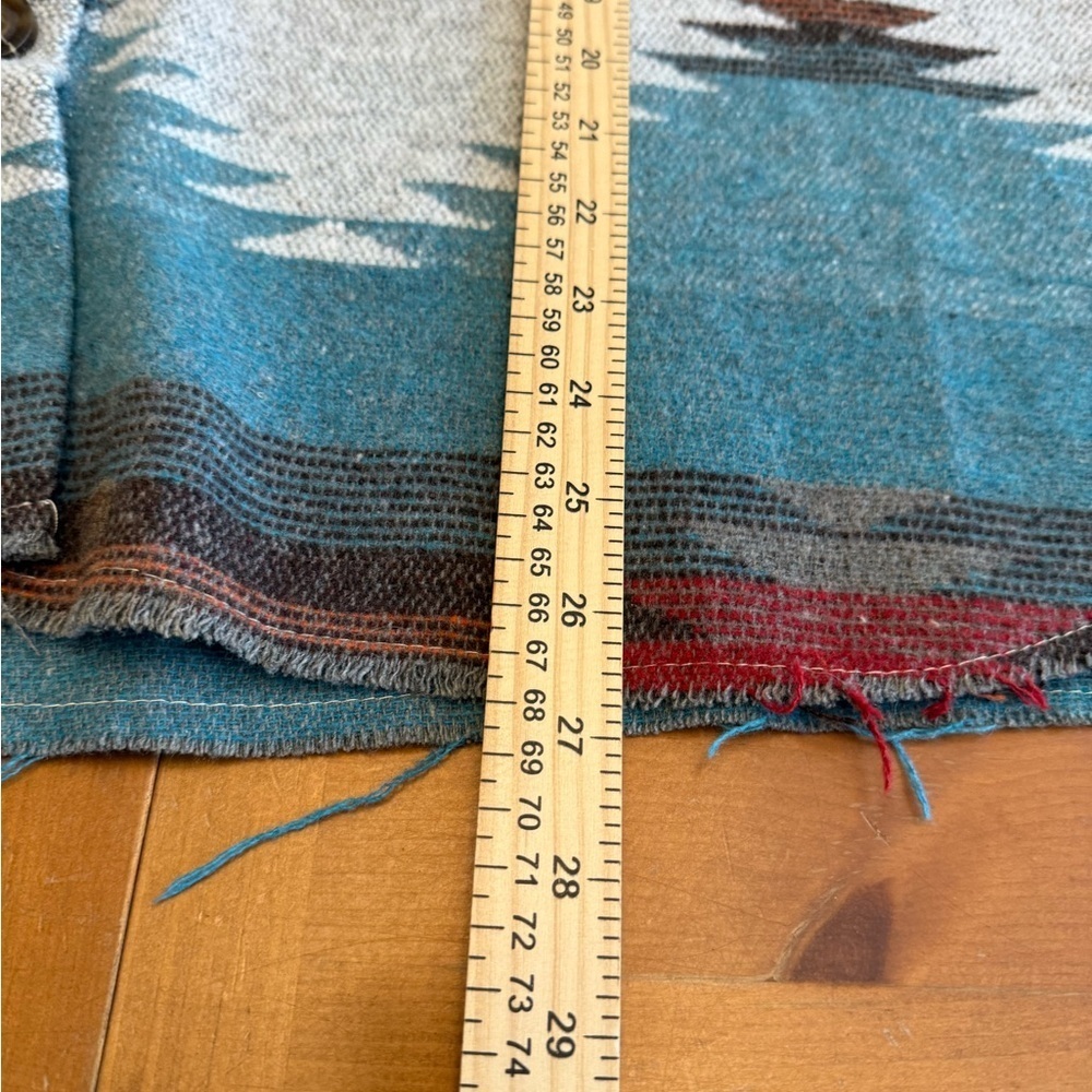 Southwestern Aztec Native Shacket Women’s 1X Western Raw Hem Long Sleeve Comfy - Picture 8 of 8